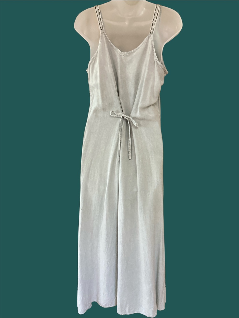 Indian Viscose Adjustable Maxi Dress Light Green with Gorgeous Hand Embroidery - Picture 4 of 9